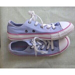 Converse All Star Chuck Taylor Low Top Girls light purple size 1